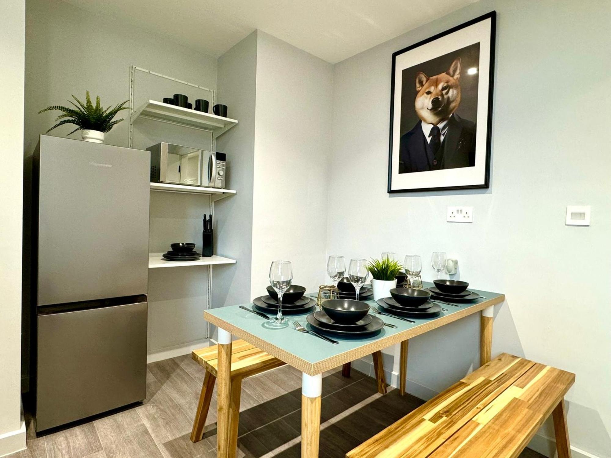 Amazing Large 3 Bedroom Apartment - Sleeps 8! Μπόρνμουθ Εξωτερικό φωτογραφία